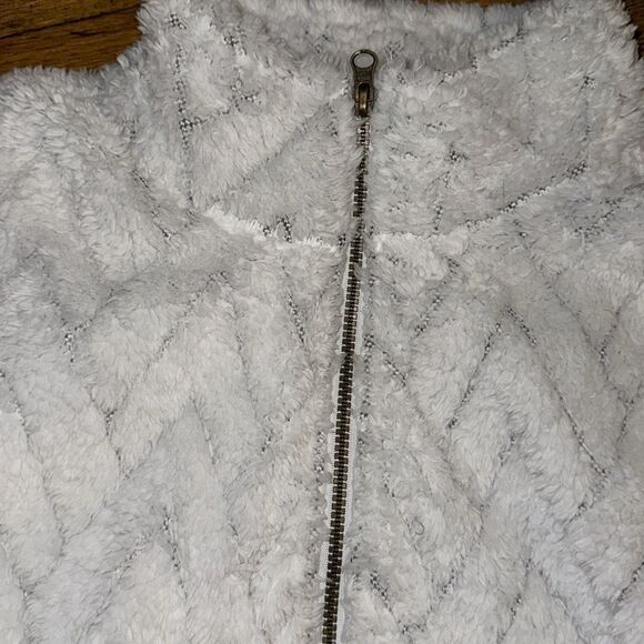 St. john's bay fleece zip up - Picture 4 of 6